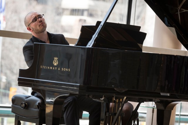 Pianist Topher Mokrzewski (photo: Chris Hutcheson)