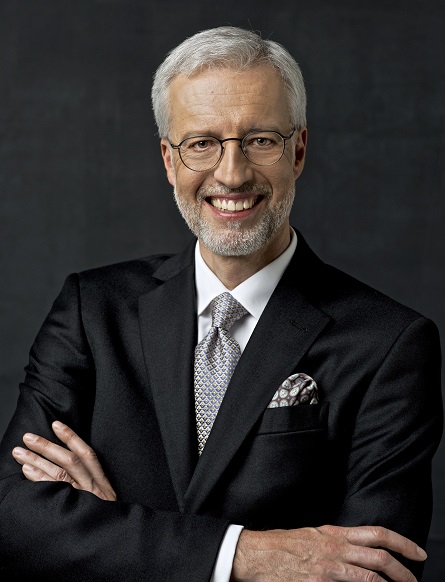 1617-ivars-taurins-portrait-bysianrichards_50