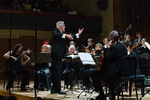 Four Weddings_performance