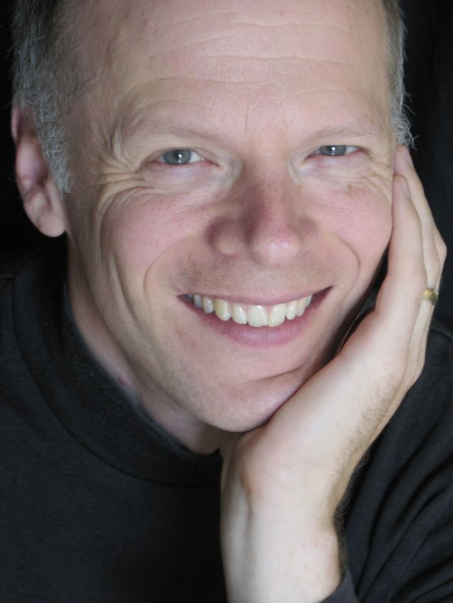 JamesRolfe_Headshot_PhotoCredit_JulietPalmer_preview