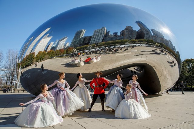 Opera Atelier Chicago Tour 2018 (Photo by Bruce Zinger)