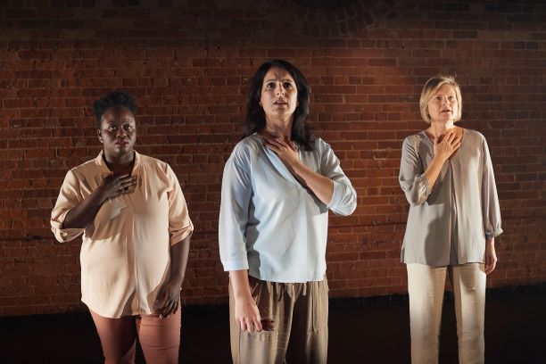 resized_HELENS-NECKLACE-PHOTO 2